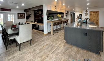 5404 Sioux Rd, Carlsbad, NM 88220