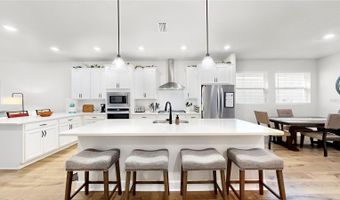 5645 DEL CORONADO Dr, Apollo Beach, FL 33572