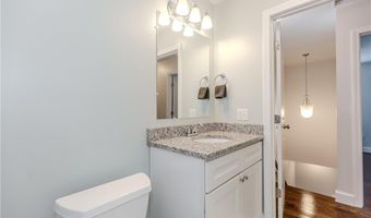 37 Union St, Lincoln, RI 02865