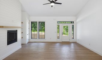 713 Province Rd, Belmont, NH 03220