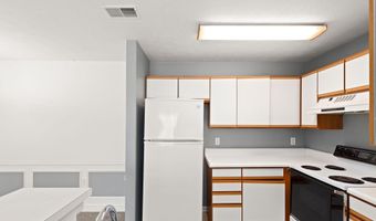 1206 BRAMBLE WOOD Ct 201, Belcamp, MD 21017