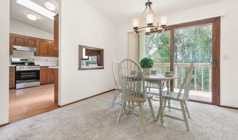 2320 STROEBE ISLAND Dr, Appleton, WI 54915