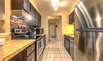 41 Chatham Ln, Bristol, CT 06010