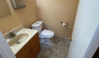 7006 EVERGREEN Ct 3, Annandale, VA 22003