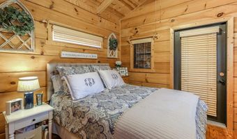 29 Breedlove Dr, Andrews, NC 28901