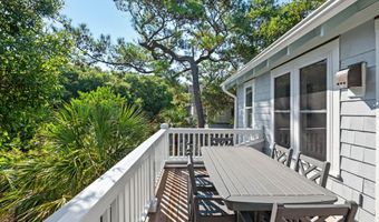 114 N Bald Head Wynd, Bald Head Island, NC 28461