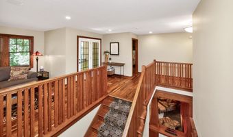 33943 Mill Creek Dr, Adel, IA 50003