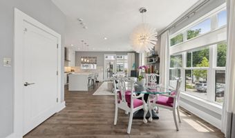11336 EMERALD PARK Rd, Potomac, MD 20854