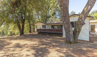 525 Keyes Ave, Angwin, CA 94508