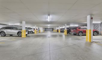 65 Hawthorne Dr 115, Bedford, NH 03110