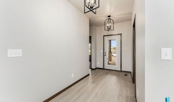 2405 E Tinley St, Brandon, SD 57005