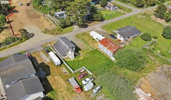 195 17TH St SE, Bandon, OR 97411