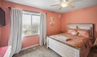520 22nd Ave SW, Altoona, IA 50009