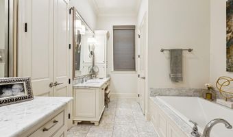 18560 Amen Cor, Baton Rouge, LA 70810