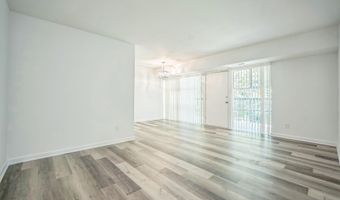 4939 AMERICANA Dr 106, Annandale, VA 22003