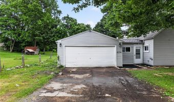 4174 Burkey Rd, Austintown, OH 44515