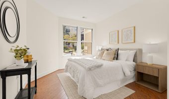 1391 PENNSYLVANIA Ave SE 248, Washington, DC 20003