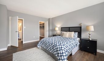 4141 N HENDERSON Rd 107, Arlington, VA 22203