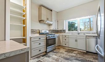 220 Hammond St, Anderson, AL 35610