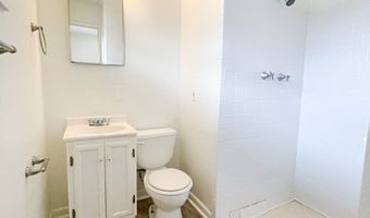 1112 W Lake Dr, Athens, GA 30606