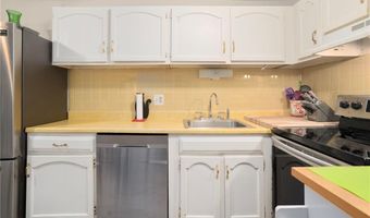 1190 Charles St 18, North Providence, RI 02904