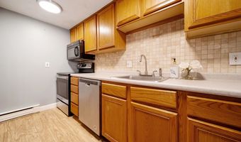 27 Mason Ct 27, Amesbury, MA 01913