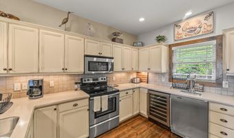602 Round Lake Cir, Andersonville, TN 37705