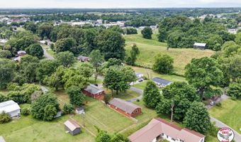 919 Rainbow Dr, Albany, KY 42602