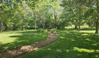 39081 Greenwood Ln, Aberdeen, SD 57401
