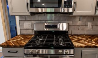 54 Skyline Dr, Albrightsville, PA 18210