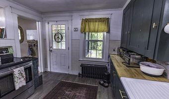 172 Fern St, Bangor, ME 04401