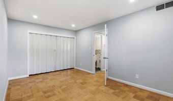 4203 AMERICANA Dr 101, Annandale, VA 22003