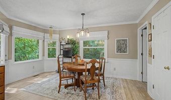 4802 Thornwood Dr, Acworth, GA 30102