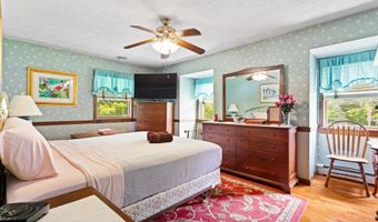 141 EMBILL Dr, Blakeslee, PA 18610