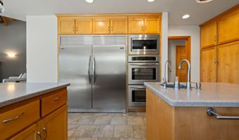 4211 NW Lower Village Rd, Bend, OR 97703