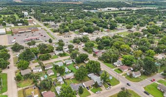 333 E Kelly Ave, Augusta, KS 67010