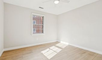 2037 38TH St SE 301, Washington, DC 20020