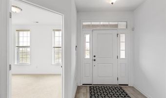 2769 Ashcombe Dr, Ann Arbor, MI 48105