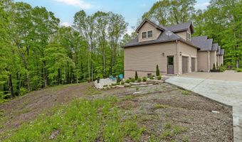 39403 State Route 689, Albany, OH 45710