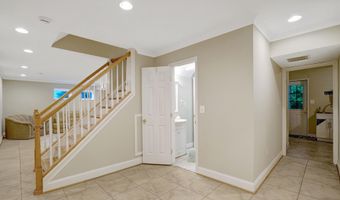8304 FIVE GATES Rd, Annandale, VA 22003