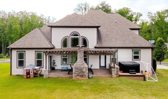 740 N Alamosa Dr, Boiling Springs, SC 29316