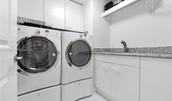 6000 Island Blvd 2406, Aventura, FL 33160