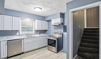 826 Yorkshire Rd, Anderson, IN 46012