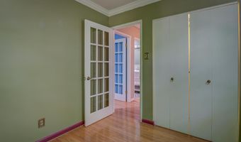 514 S HENRY St, Alexandria, VA 22314