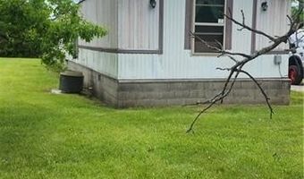 8315 NW High St, Amsterdam, MO 64723