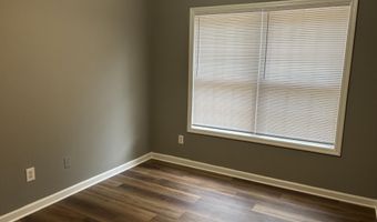 805 N Sycamore St, Aberdeen, NC 28315