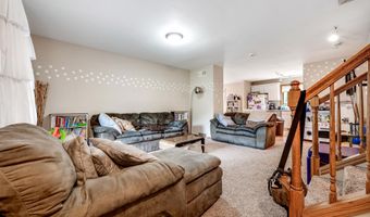 8 Westover Ct, Madison, WI 53719