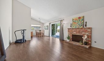 1562 Avenida Del Manzano, Camarillo, CA 93010