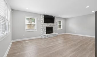 24 Jubilee Cir, Aberdeen, NJ 07747