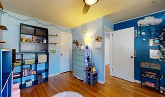 69 Arlington Ct, Burlington, VT 05408